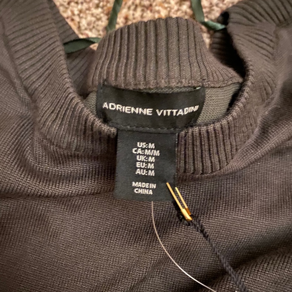 Sweater - Picture 3 of 3
